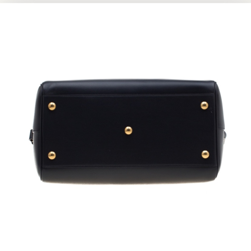 SAINT LAURENT | BLACK LEATHER CLASSIC DUFFLE 6 BAG - Picture 3 of 5